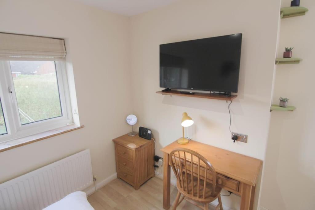 2 Bed House - Bhx - Nec Solihull