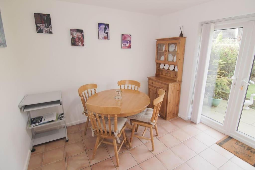 2 Bed House - Bhx - Nec Holiday home *