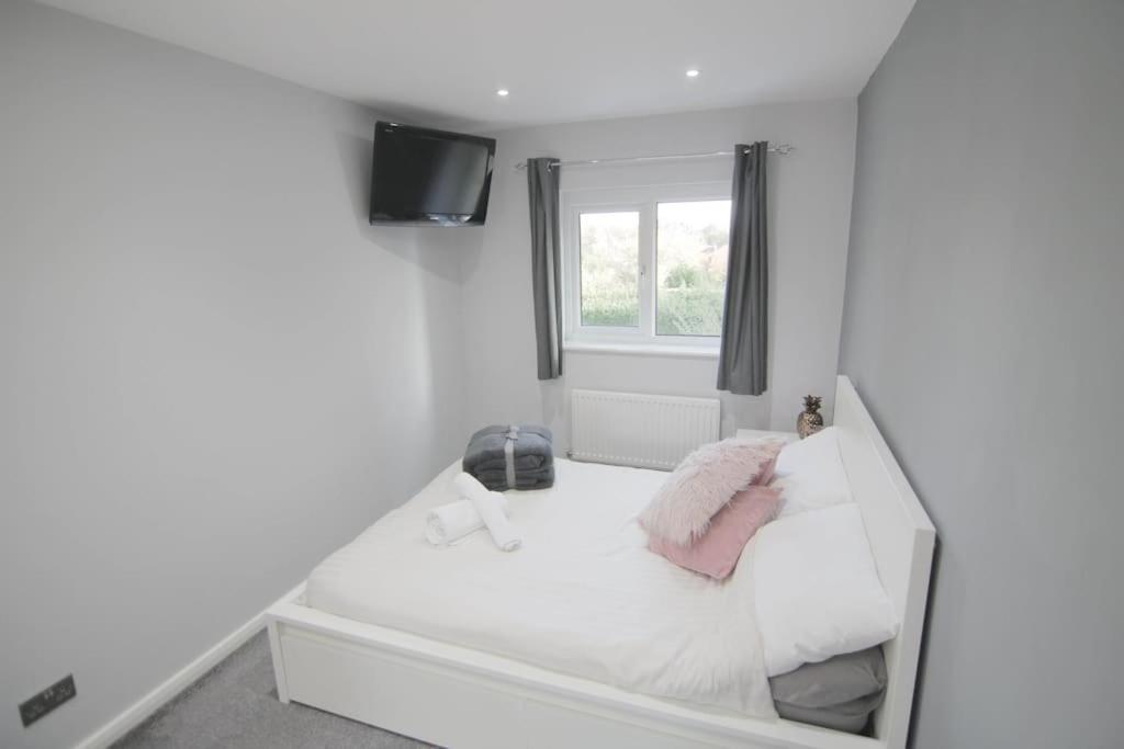 2 Bed House - Bhx - Nec Solihull